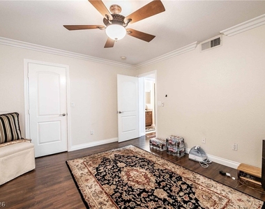 8101 W Flamingo Road - Photo Thumbnail 29