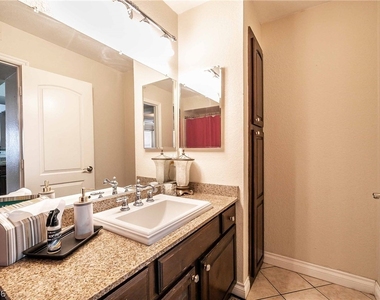 8101 W Flamingo Road - Photo Thumbnail 31