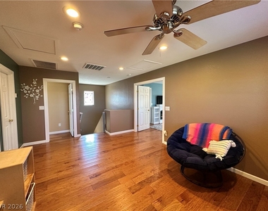 1380 Haven Green Court - Photo Thumbnail 16
