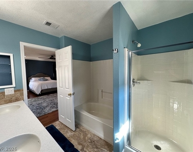 1380 Haven Green Court - Photo Thumbnail 26