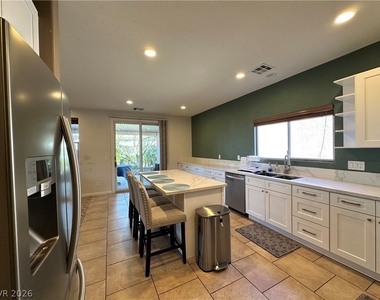 1380 Haven Green Court - Photo Thumbnail 15
