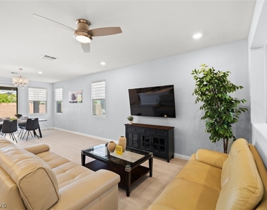5827 Casa Branca Street - Photo Thumbnail 5
