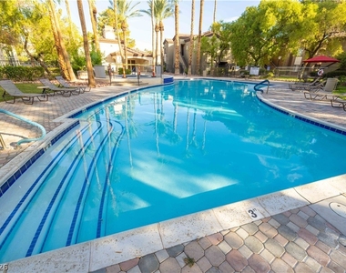 9000 Las Vegas Boulevard - Photo Thumbnail 1