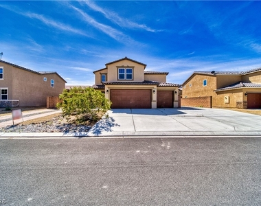 3821 E Weld Avenue - Photo Thumbnail 1