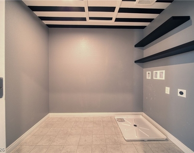 3821 E Weld Avenue - Photo Thumbnail 31