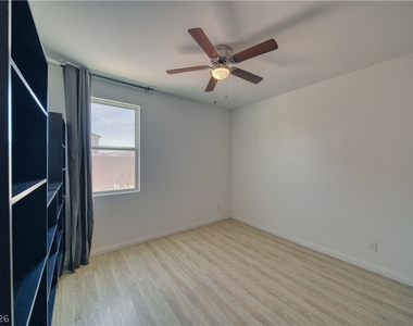 3821 E Weld Avenue - Photo Thumbnail 16