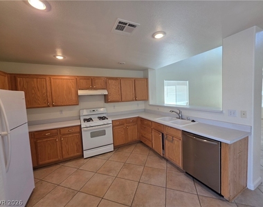 7124 Plushstone Street - Photo Thumbnail 5