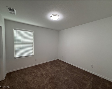 5925 Obsidian Sky Avenue - Photo Thumbnail 19