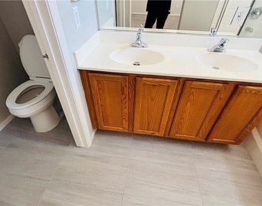 10660 Windrose Point Avenue - Photo Thumbnail 11