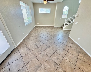 6012 Traviata Avenue - Photo Thumbnail 3