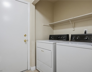 8216 Grassy Point Circle - Photo Thumbnail 34