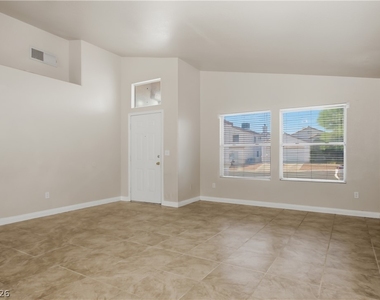 8216 Grassy Point Circle - Photo Thumbnail 14