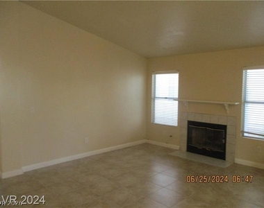 8216 Grassy Point Circle - Photo Thumbnail 11