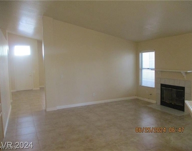 8216 Grassy Point Circle - Photo Thumbnail 12