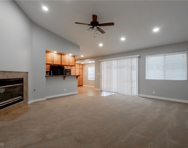 10024 Sail Landing Court - Photo Thumbnail 15
