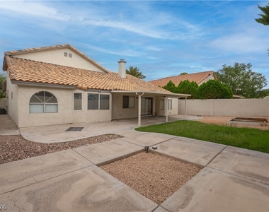 10024 Sail Landing Court - Photo Thumbnail 38