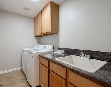 10024 Sail Landing Court - Photo Thumbnail 6