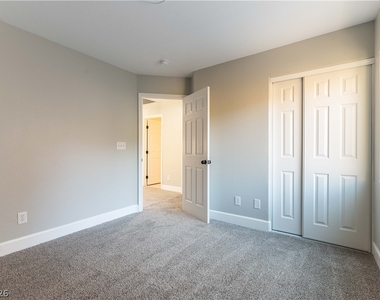 10505 Cold Mountain Avenue - Photo Thumbnail 17