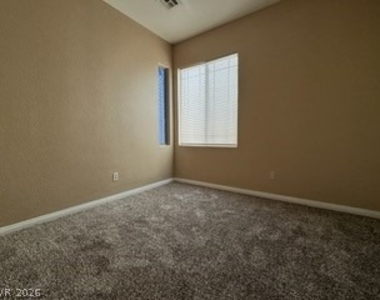 6516 Raven Hall Street - Photo Thumbnail 6