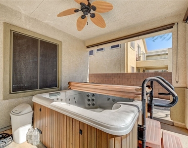 5921 Altissimo Street - Photo Thumbnail 5