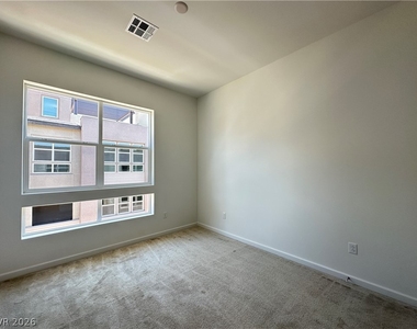 3331 Esker Ridge Avenue - Photo Thumbnail 19