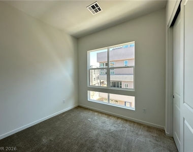 3331 Esker Ridge Avenue - Photo Thumbnail 23
