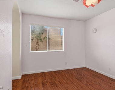 4727 Beaconsfield Street - Photo Thumbnail 34