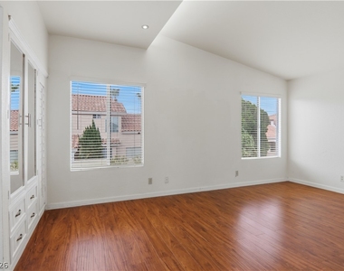 4727 Beaconsfield Street - Photo Thumbnail 29