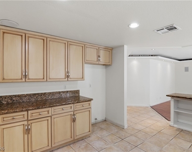 4727 Beaconsfield Street - Photo Thumbnail 20