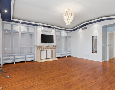4727 Beaconsfield Street - Photo Thumbnail 44