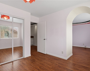 4727 Beaconsfield Street - Photo Thumbnail 33