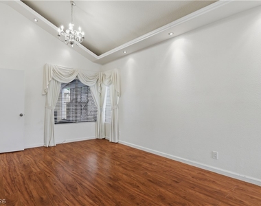 4727 Beaconsfield Street - Photo Thumbnail 7