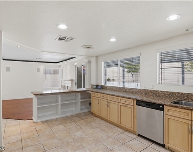 4727 Beaconsfield Street - Photo Thumbnail 17