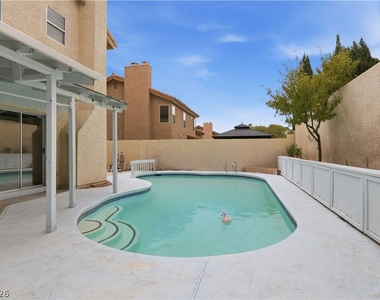 4727 Beaconsfield Street - Photo Thumbnail 49