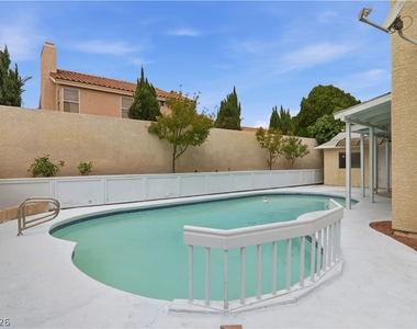 4727 Beaconsfield Street - Photo Thumbnail 53
