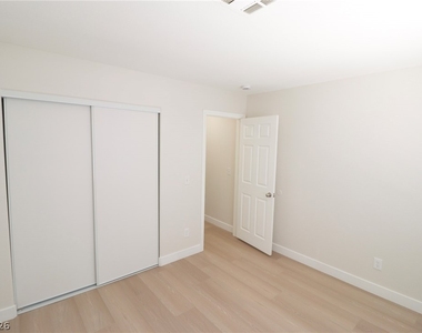 9450 Spellman Court - Photo Thumbnail 16
