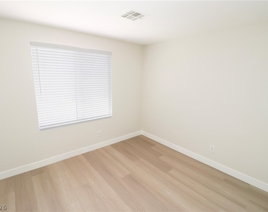 9450 Spellman Court - Photo Thumbnail 17