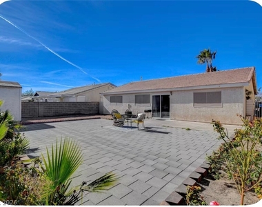 5422 Indigo Hills Street - Photo Thumbnail 16