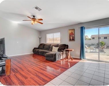 5422 Indigo Hills Street - Photo Thumbnail 1