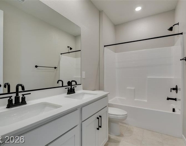 109 Medianoche Street - Photo Thumbnail 35