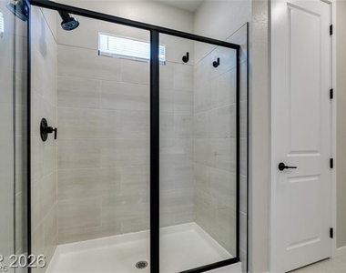 109 Medianoche Street - Photo Thumbnail 41