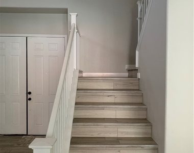 6616 Black Oaks Street - Photo Thumbnail 3