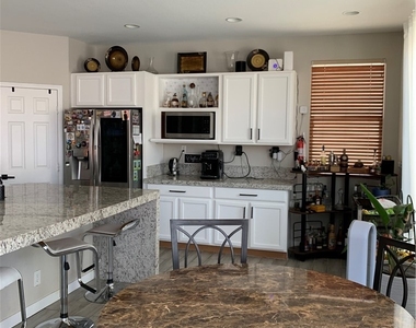 6616 Black Oaks Street - Photo Thumbnail 11