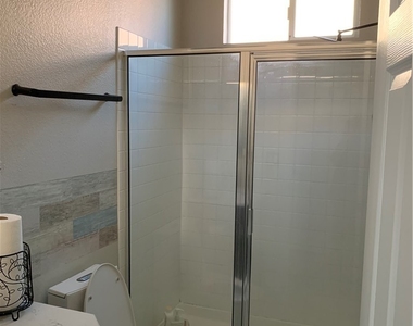 6616 Black Oaks Street - Photo Thumbnail 9