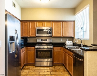 1709 King James Street - Photo Thumbnail 2