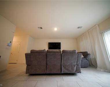 6155 Larimar Gold Street - Photo Thumbnail 9