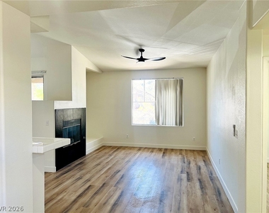 912 Duckhorn Court - Photo Thumbnail 3