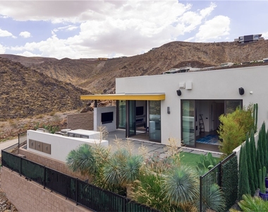 692 Scenic Cliff Drive - Photo Thumbnail 15