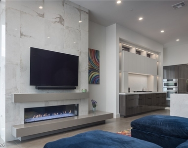 692 Scenic Cliff Drive - Photo Thumbnail 7