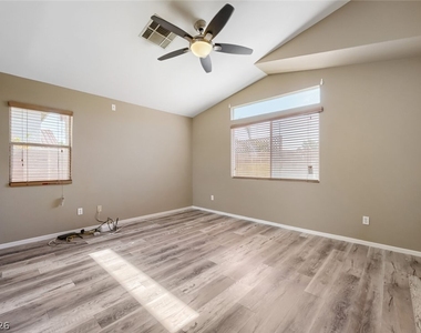 5900 Round Castle Street - Photo Thumbnail 12